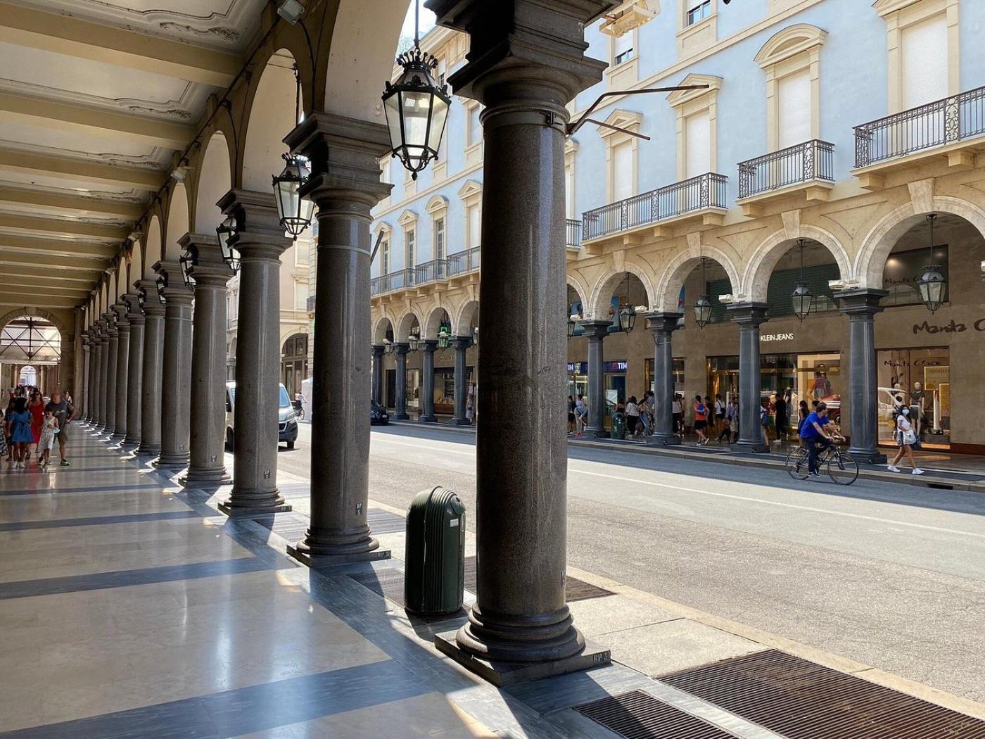 Suite Sant Antonino 12 Min Di Metro Dal Centro トリノ エクステリア 写真
